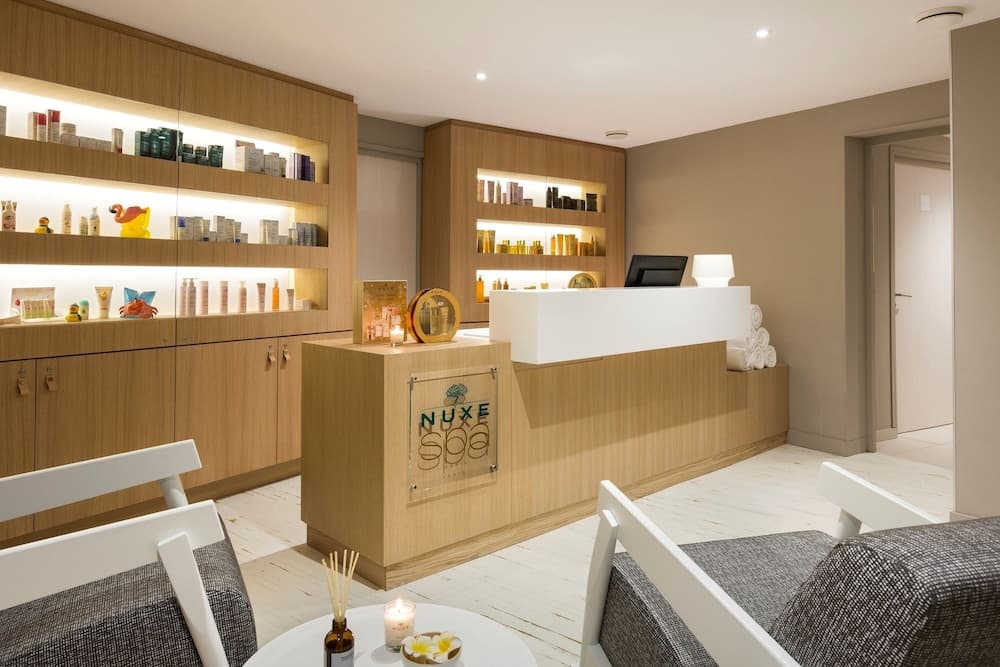 Spa reception