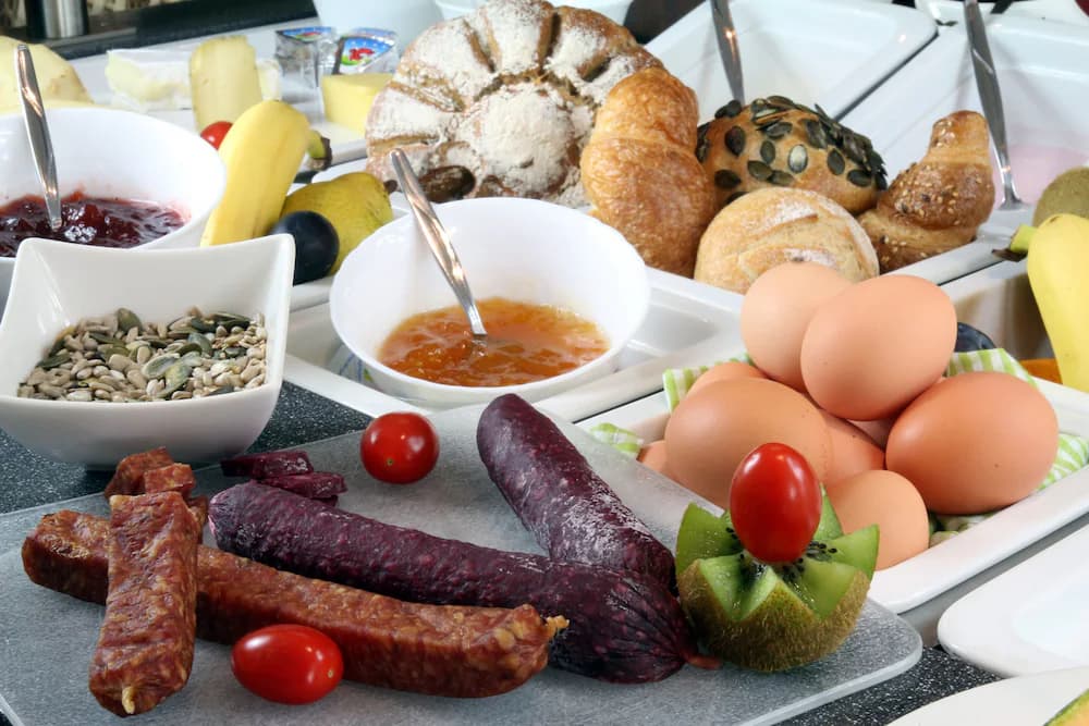 Breakfast buffet