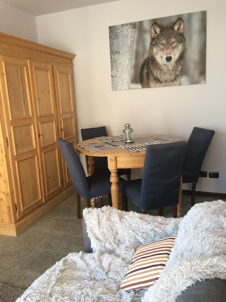 In-room dining