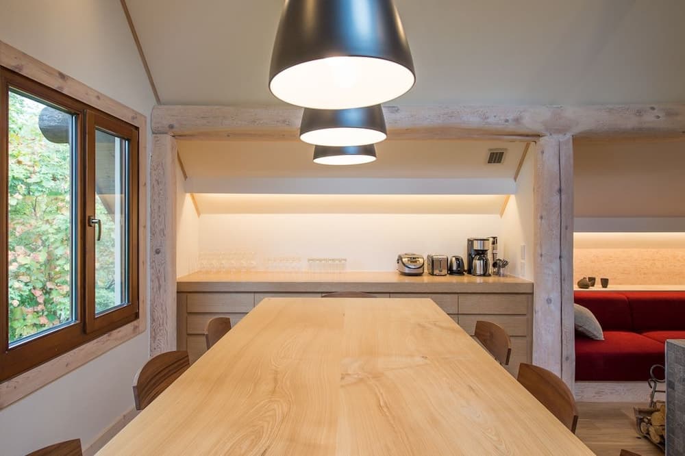 In-room dining