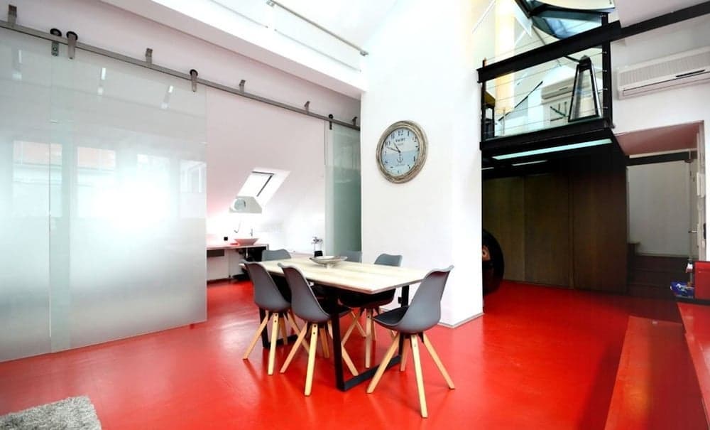 In-room dining