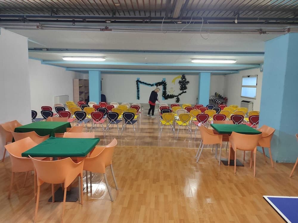 Meeting facility