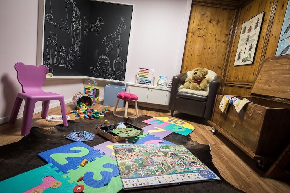 Children's play area - indoor
