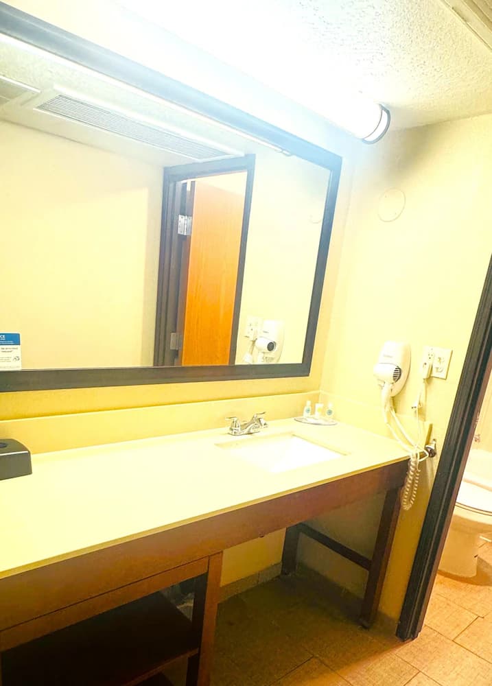 Bathroom amenities