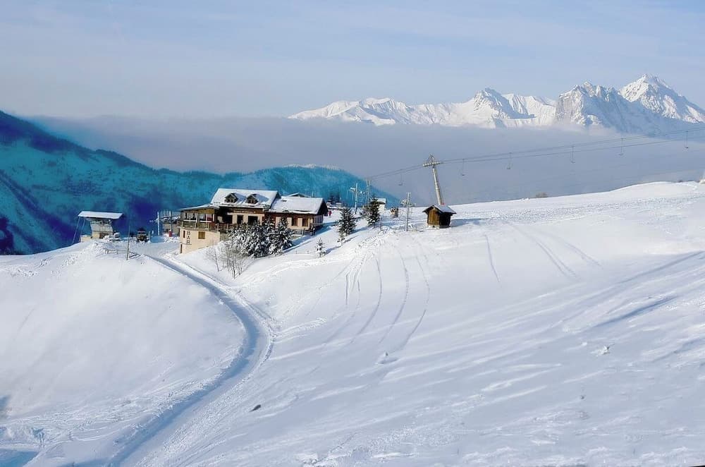 Ski hill