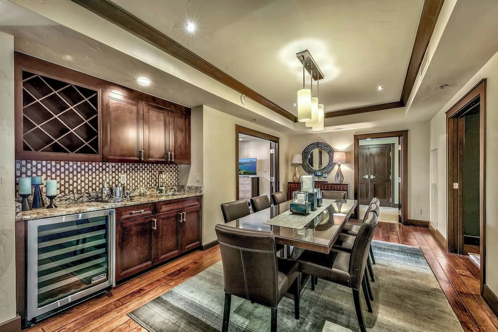 In-room dining