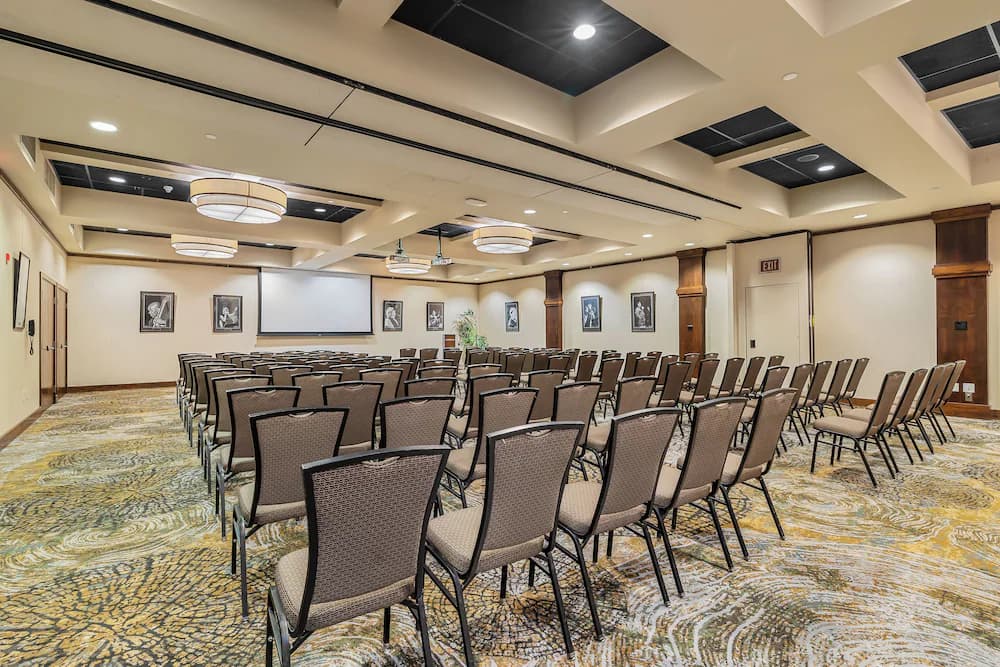 Meeting facility