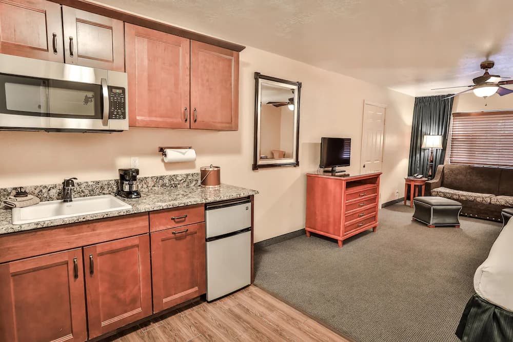 Private kitchenette