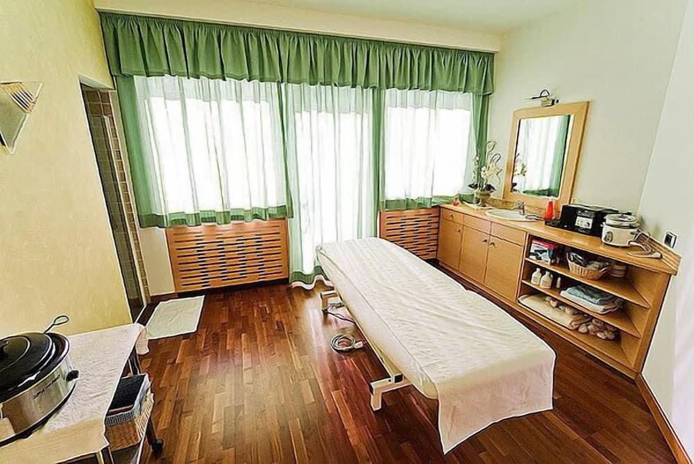 Treatment room