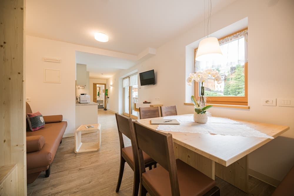 In-room dining