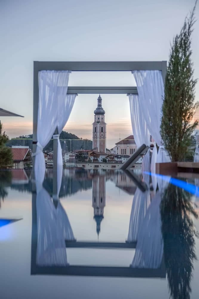 Rooftop pool