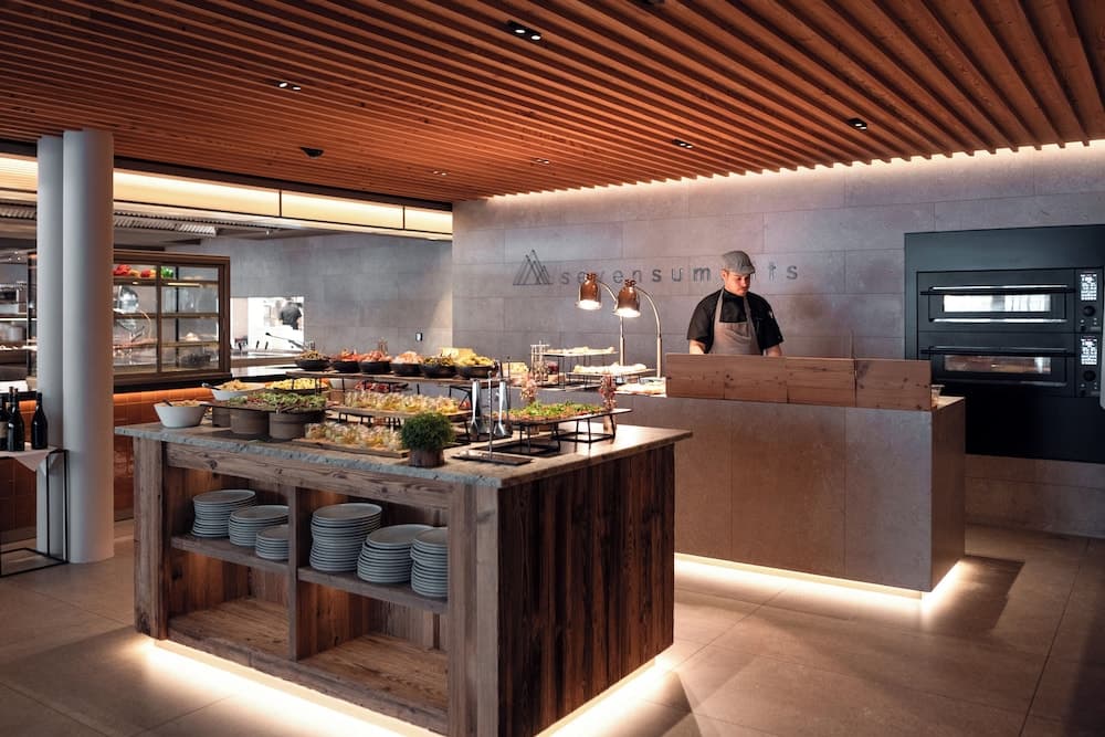 Breakfast buffet