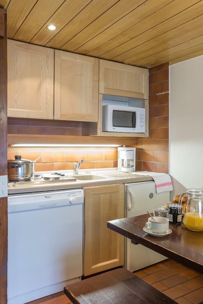 Private kitchenette