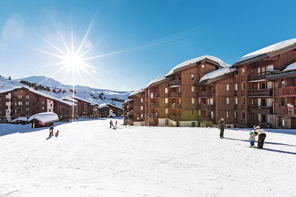 Skiing