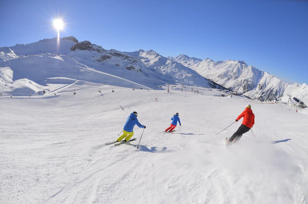 Snow and ski sports