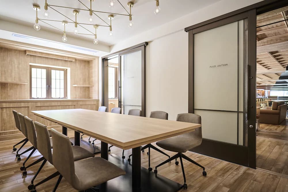 Meeting facility