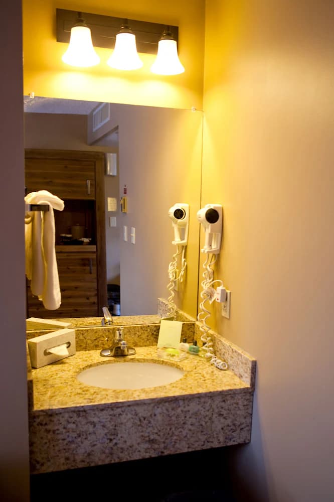 Bathroom sink