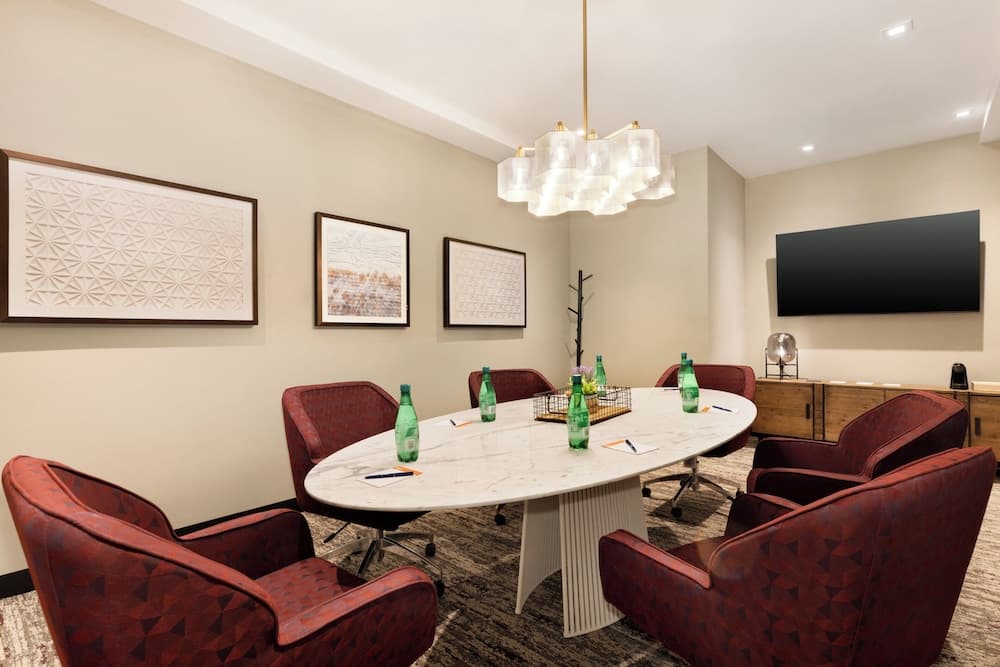 Meeting facility