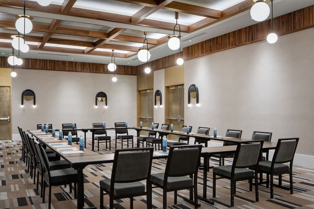 Meeting facility