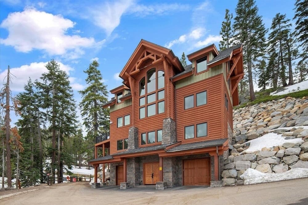 Primary image